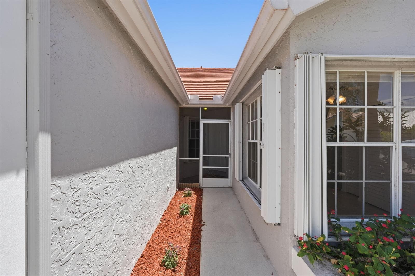 6616 Marissa Circle, Lake Worth, FL 33467 photo 4