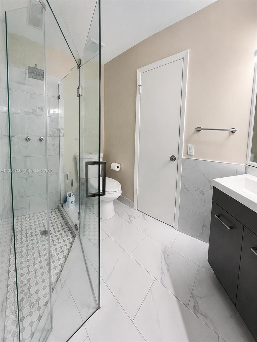 7454 NW 34th St, Lauderhill, FL 33319 photo 4