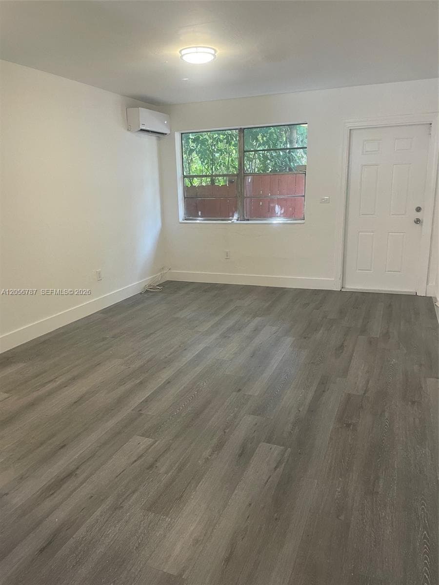 1831 NW 41st St # 1833, Miami, FL 33142 photo 4