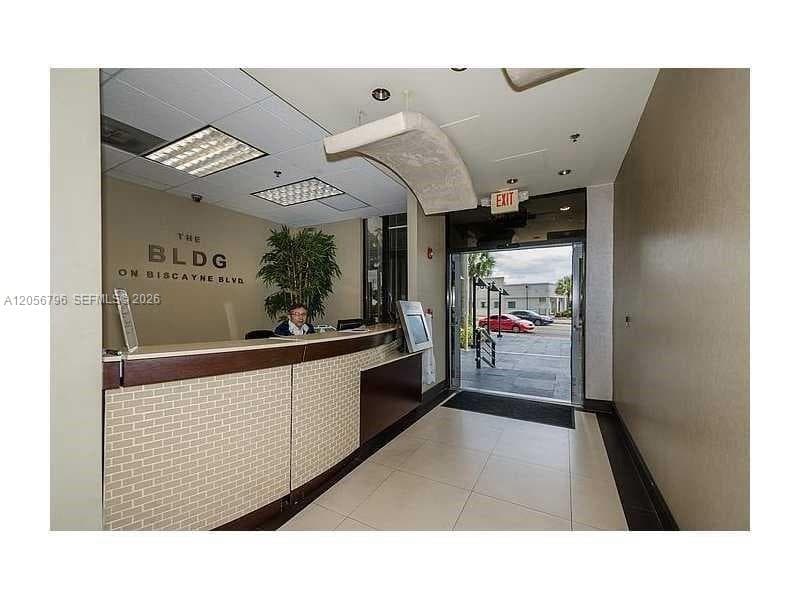 12550 Biscayne Blvd # 403, North Miami, FL 33181 photo 4