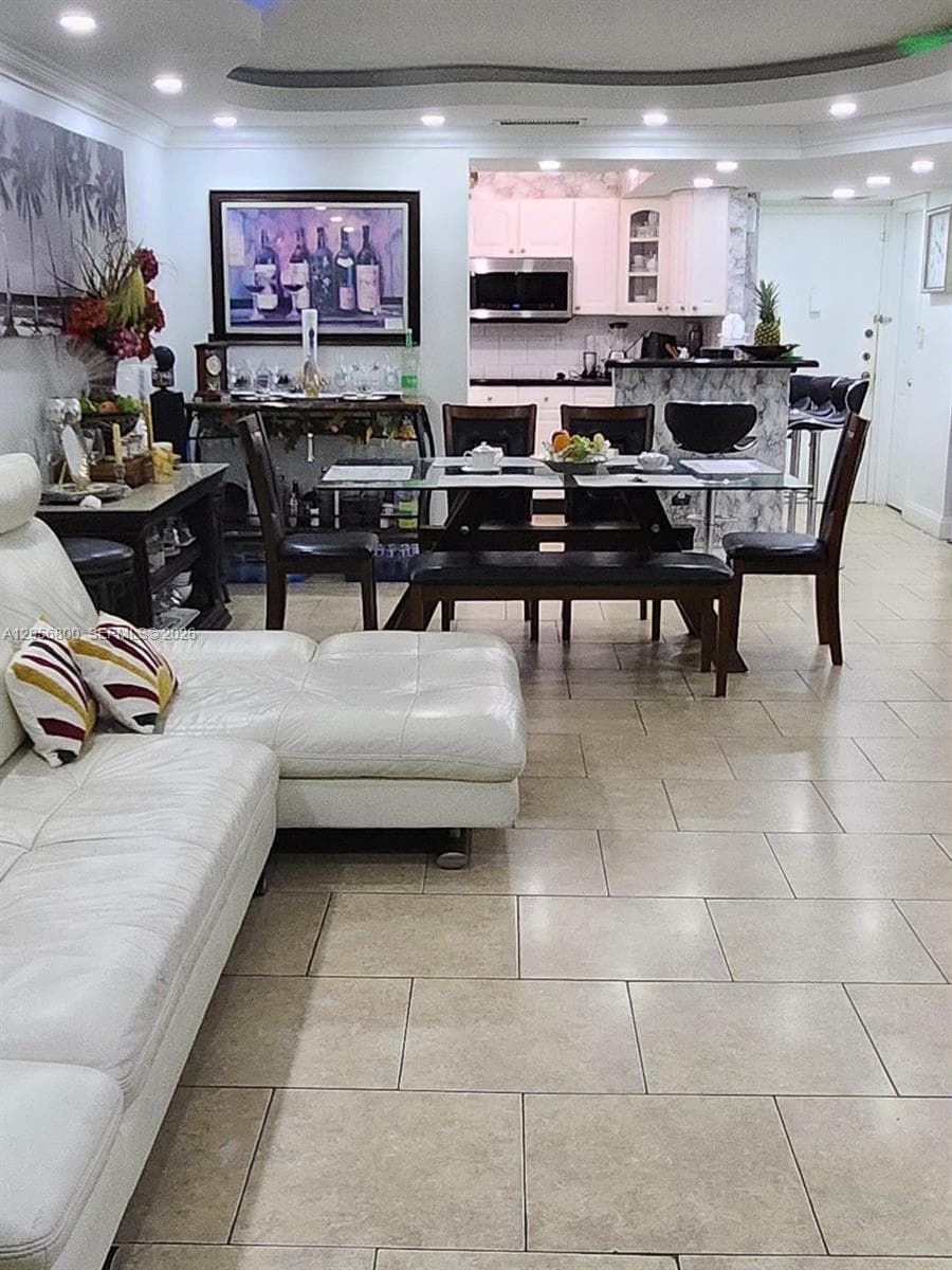 2750 NE 183rd St # 1701, Aventura, FL 33160 photo 3