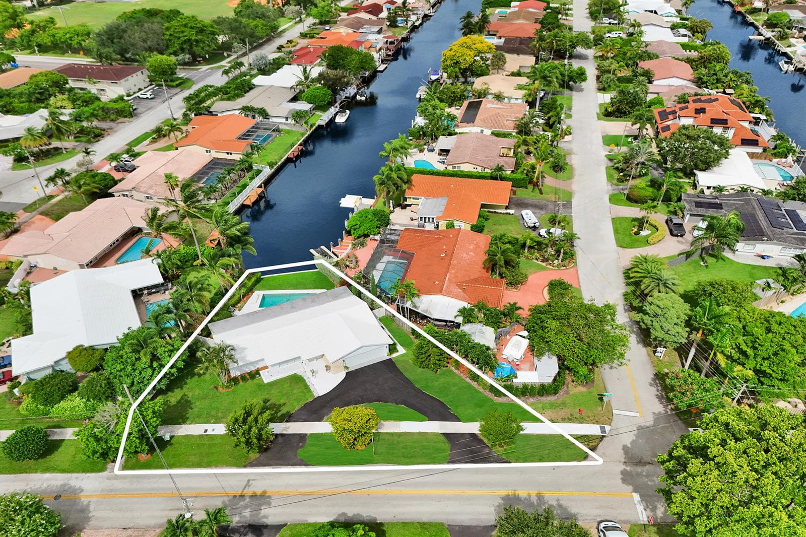 5311 NE 15TH Avenue, Fort Lauderdale, FL 33334 photo 3
