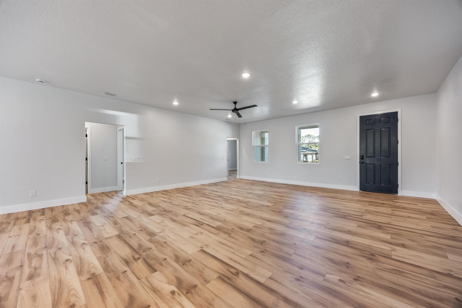 1254 HEITZMAN Avenue SW, Palm Bay, FL 32908 photo 2