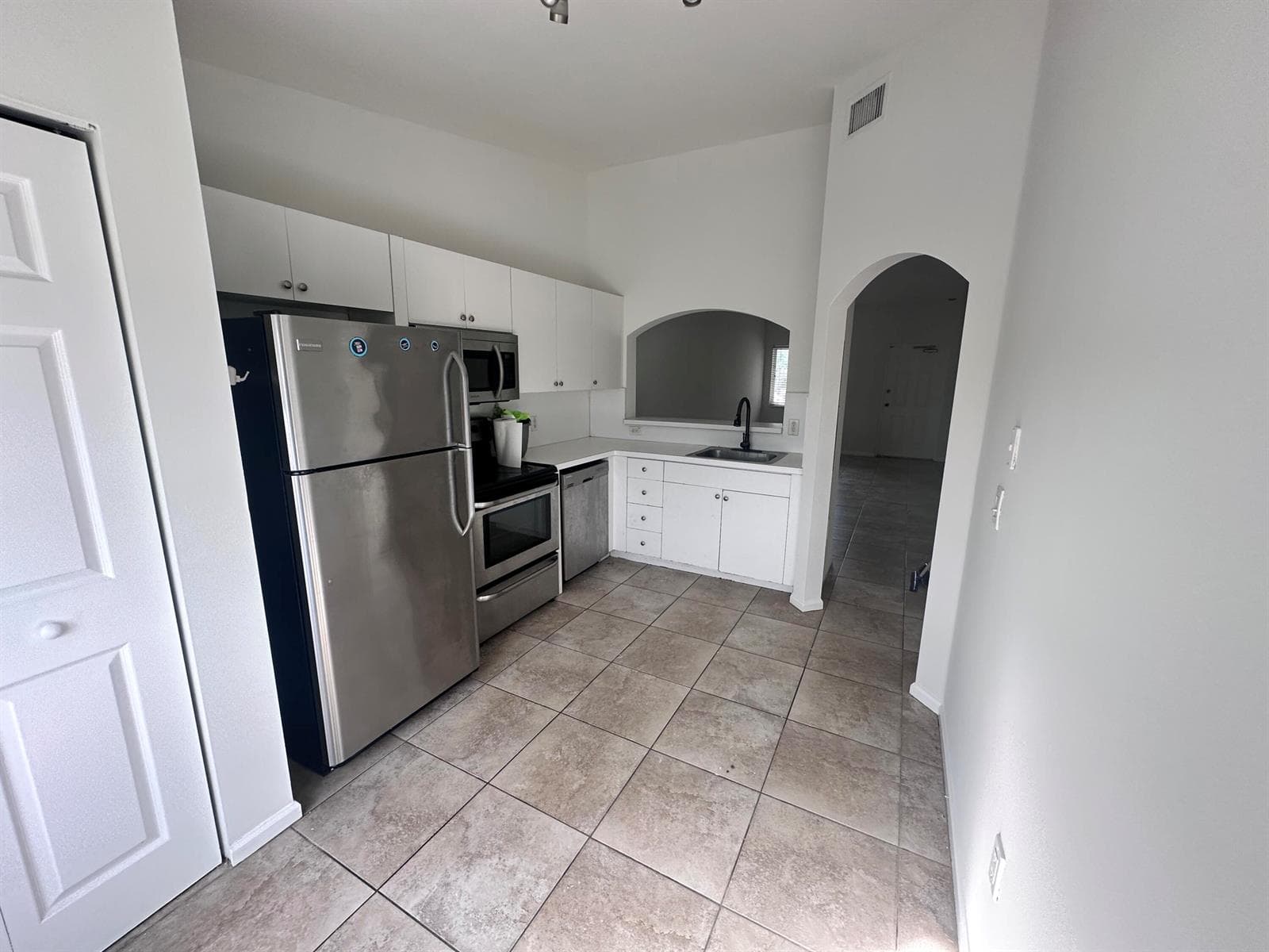 3474 Briar Bay Boulevard # 204, West Palm Beach, FL 33411 photo 2