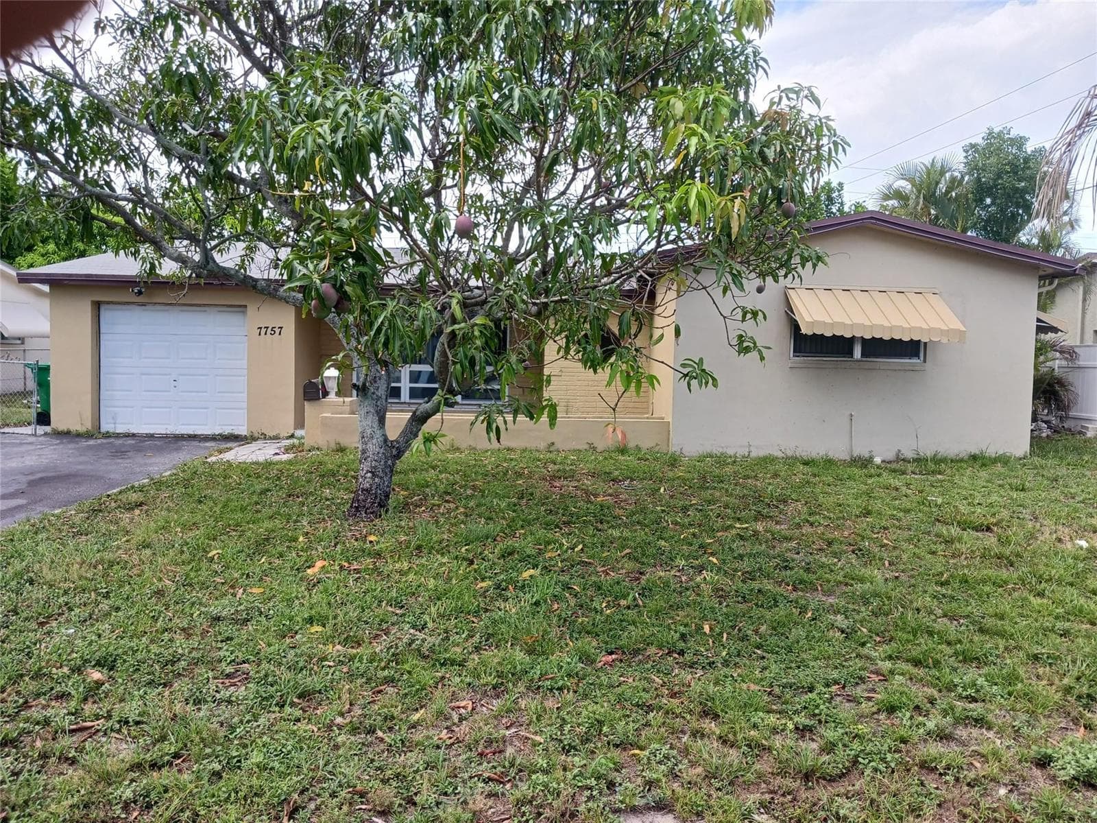 7757 SE EMBASSY Boulevard, Miramar, FL 33023 photo 2
