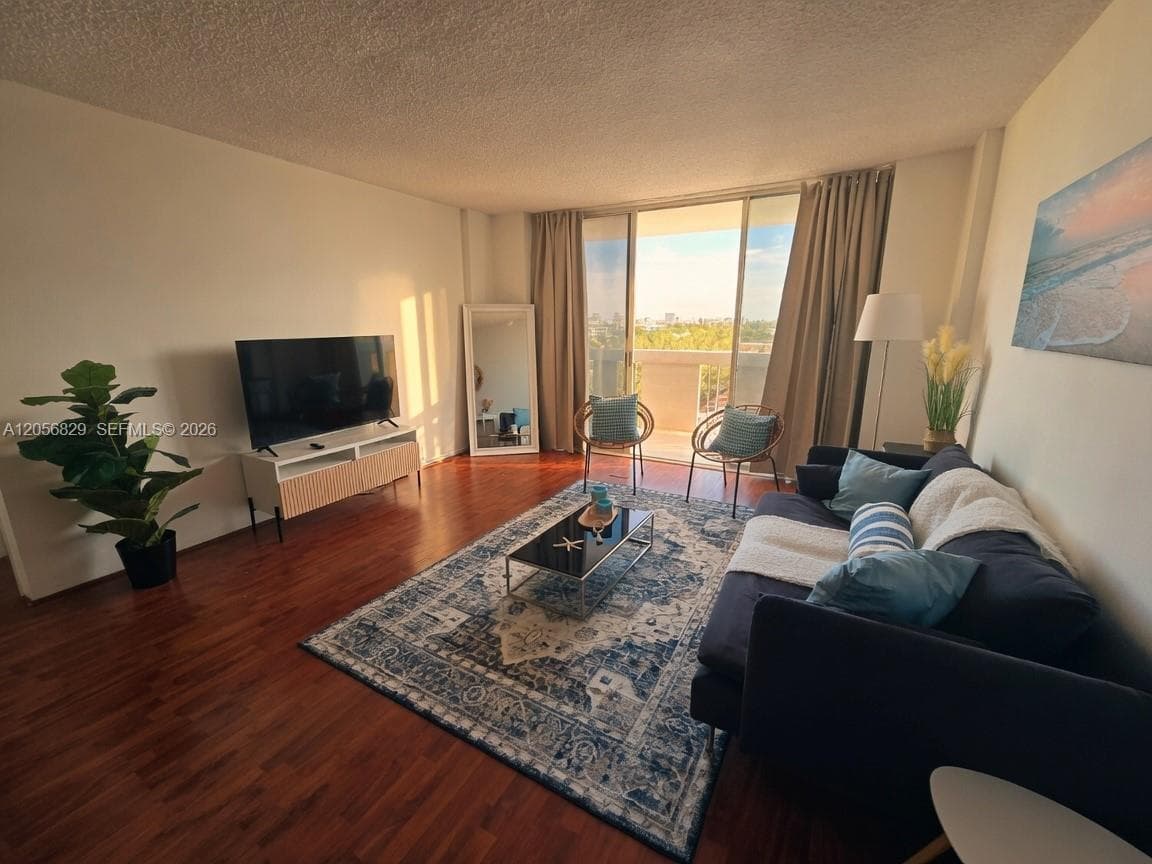 800 West Ave # 722, Miami Beach, FL 33139 photo 3