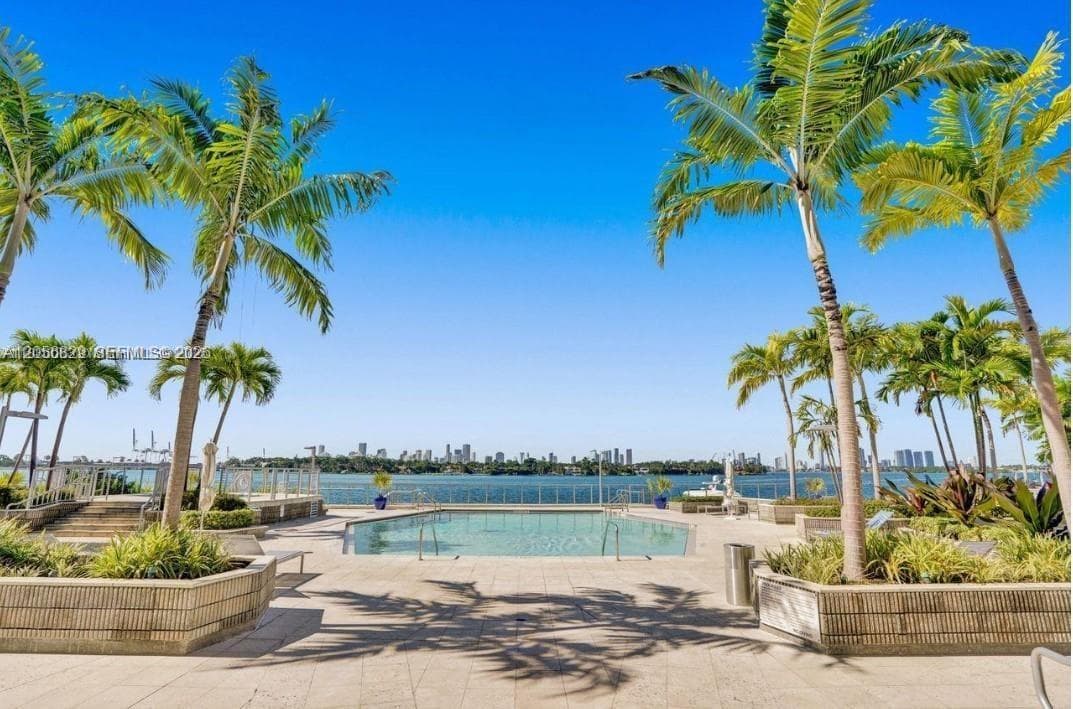 800 West Ave # 722, Miami Beach, FL 33139