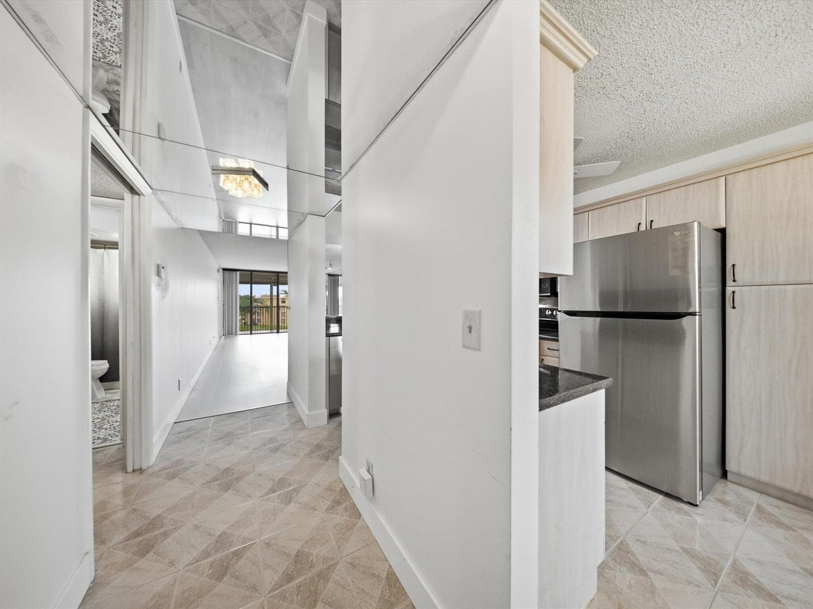 6539 CORAL LAKE Drive # 403, Margate, FL 33063 photo 3