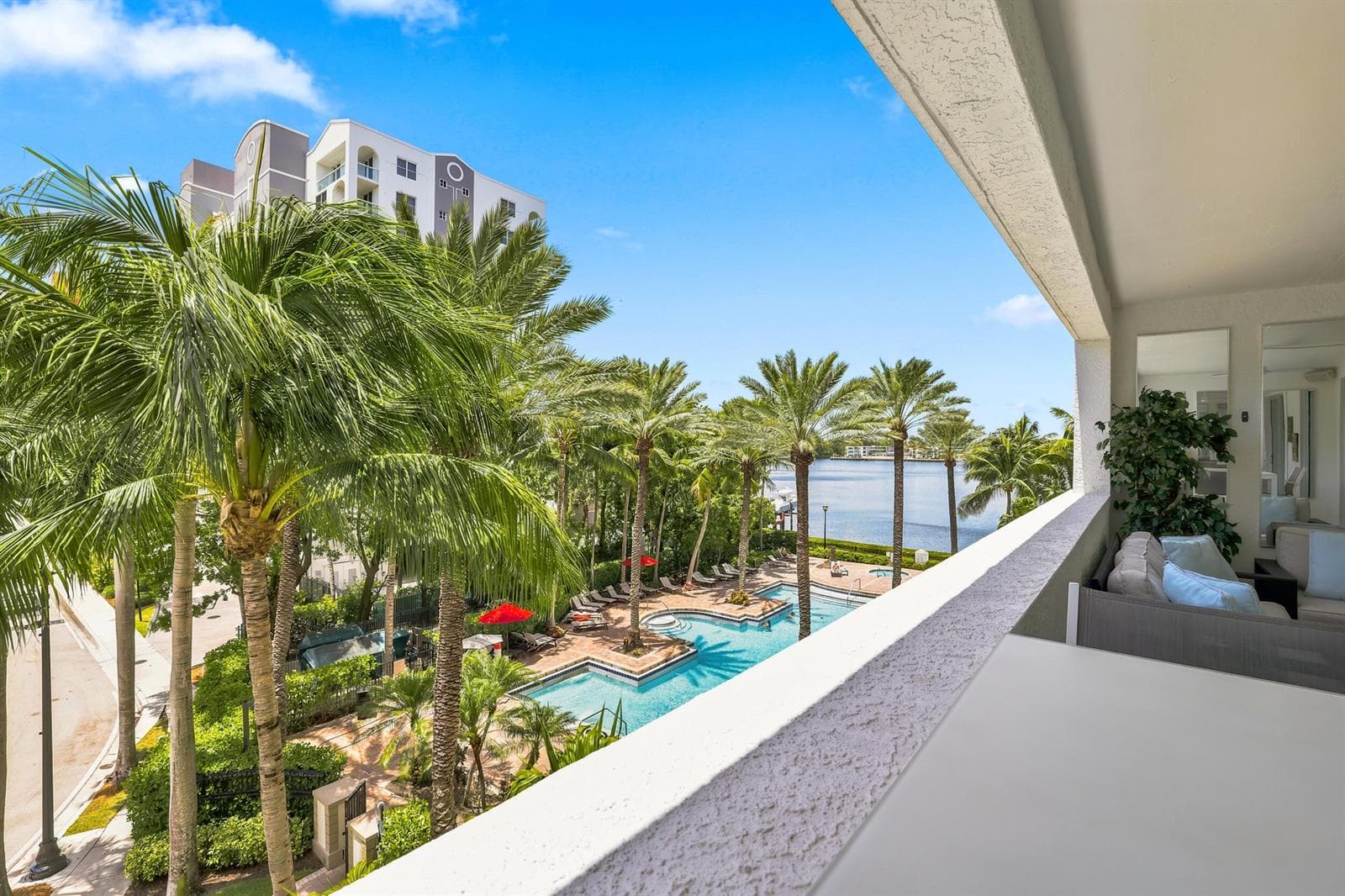 17100 N Bay Road # 1401, Sunny Isles Beach, FL 33160 photo 2