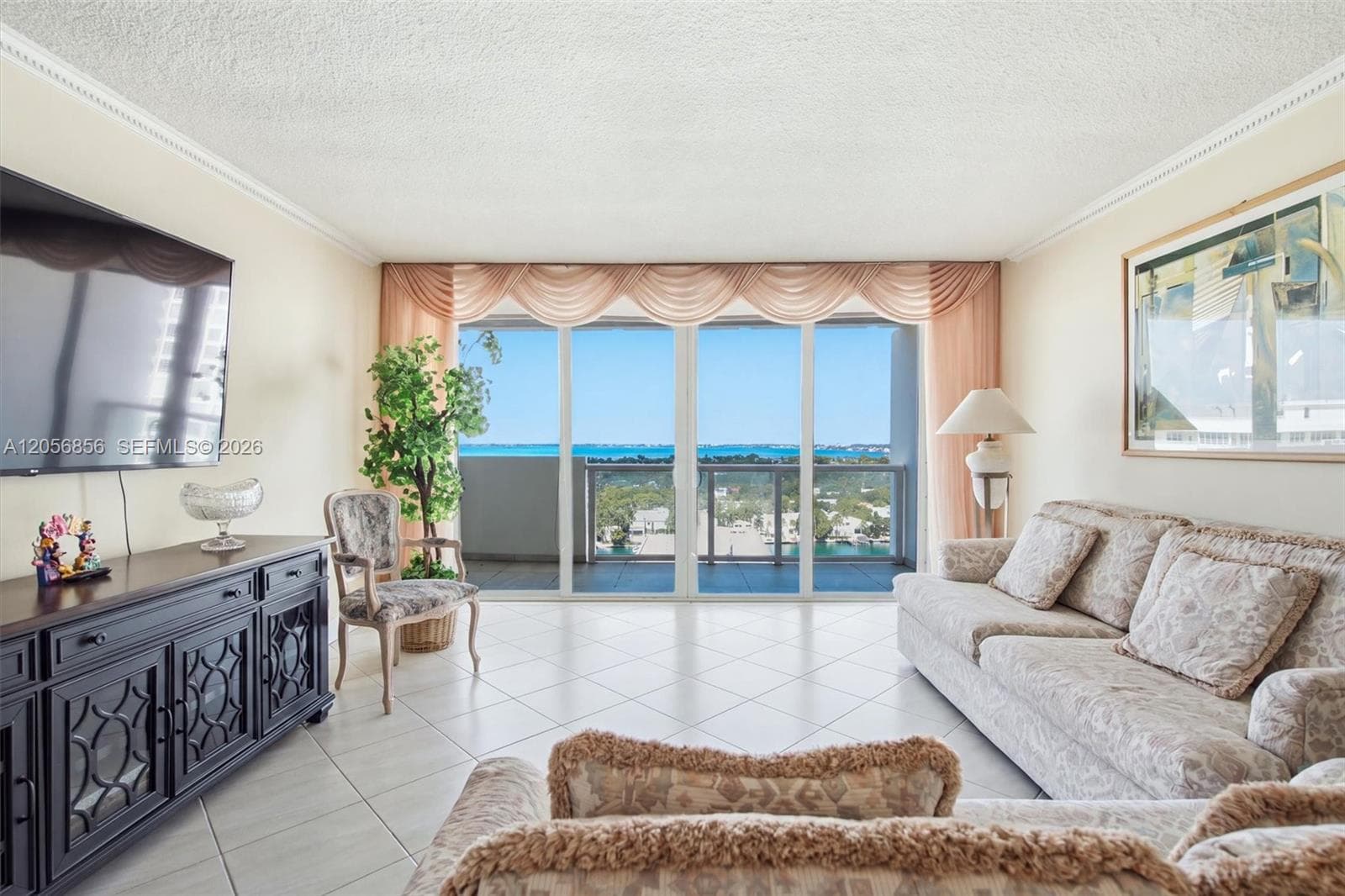 5601 Collins Ave # 1723, Miami Beach, FL 33140 photo 5