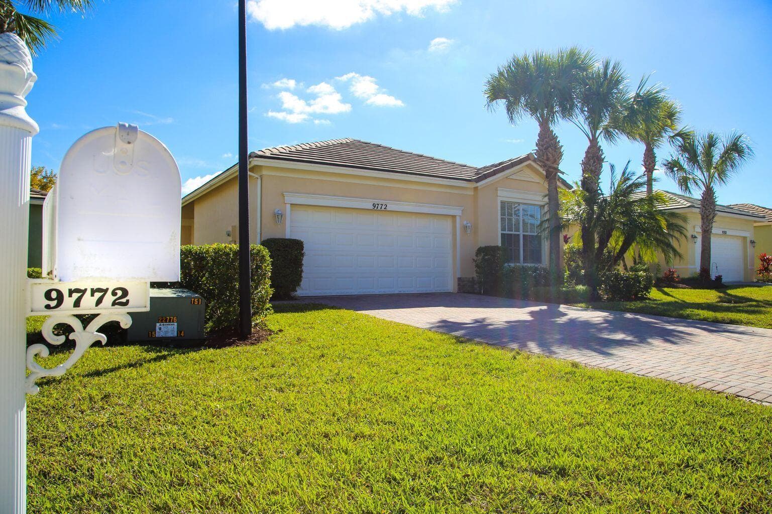 9772 SW GLENBROOK Drive, Port St. Lucie, FL 34987