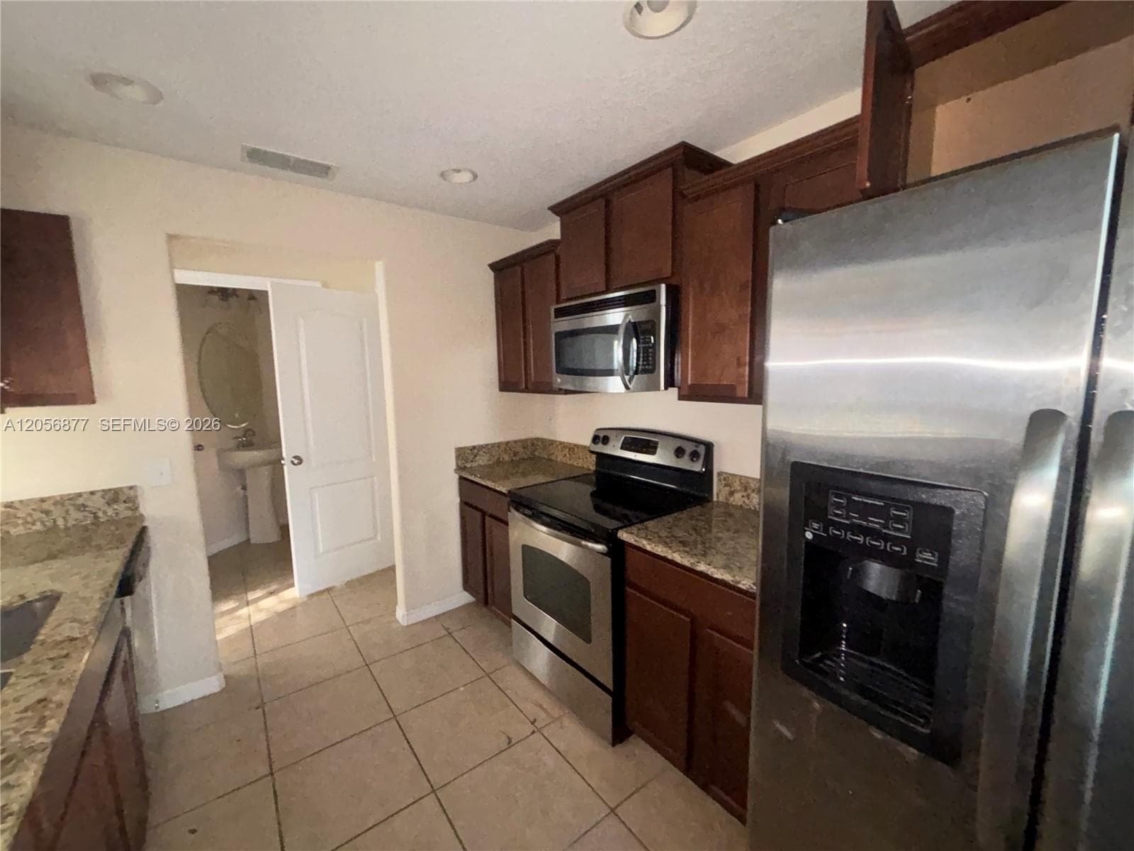 360 Carina Cir # 360, Other City - In The State Of Florida, FL 32773 photo 4