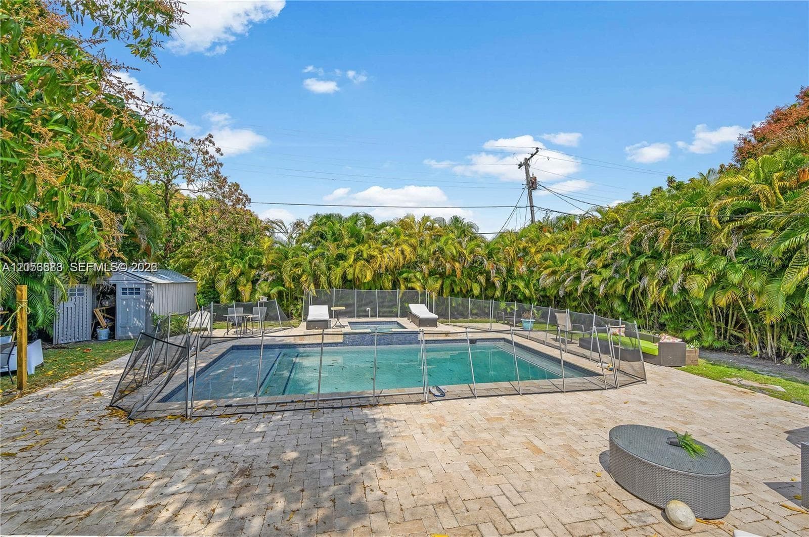 2427 SW 12th St, Miami, FL 33135 photo 2