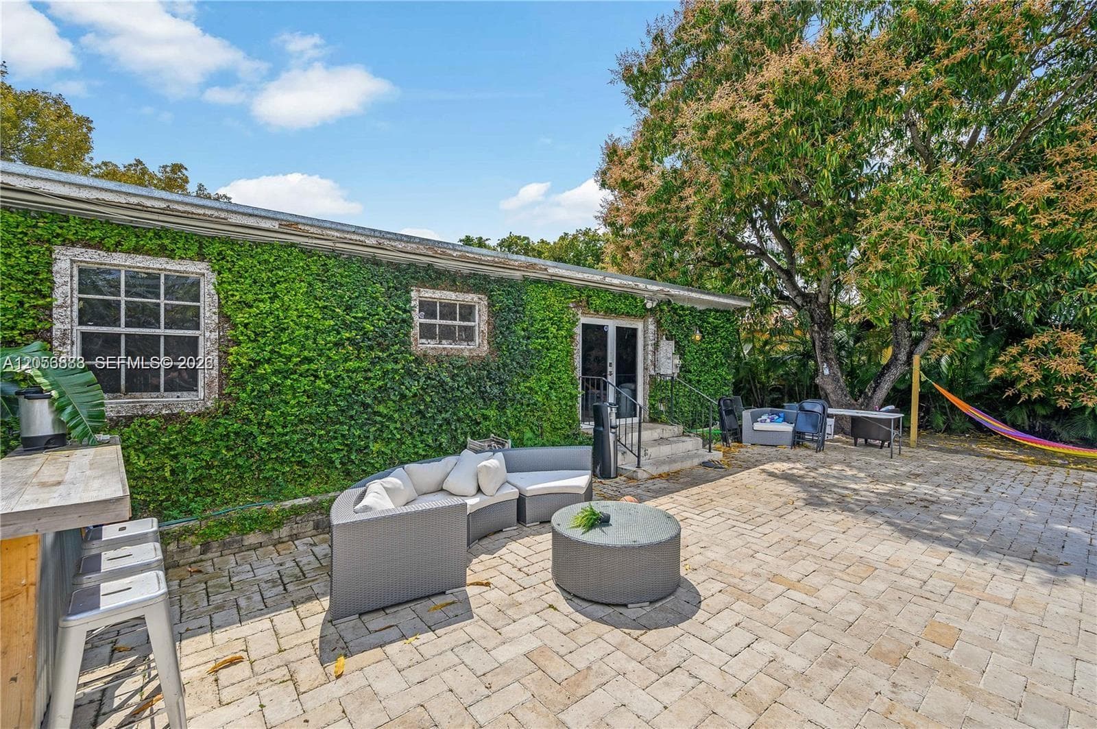 2427 SW 12th St, Miami, FL 33135 photo 3