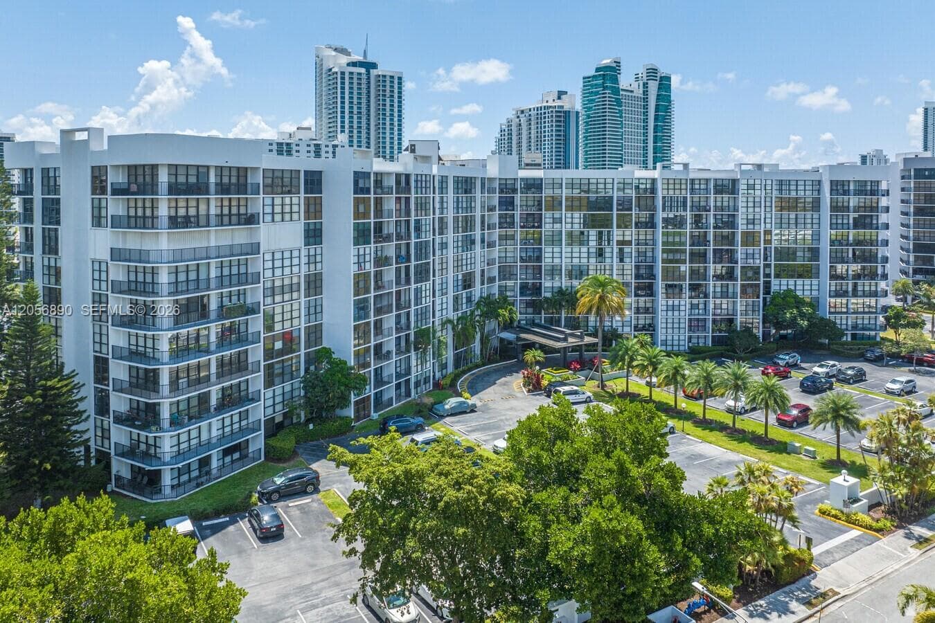 800 Parkview Dr # 410, Hallandale Beach, FL 33009 photo 3