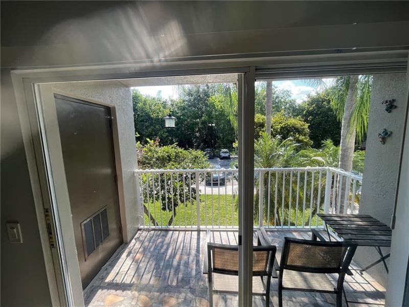 5051 WILES Road # 207, Coconut Creek, FL 33073 photo 4