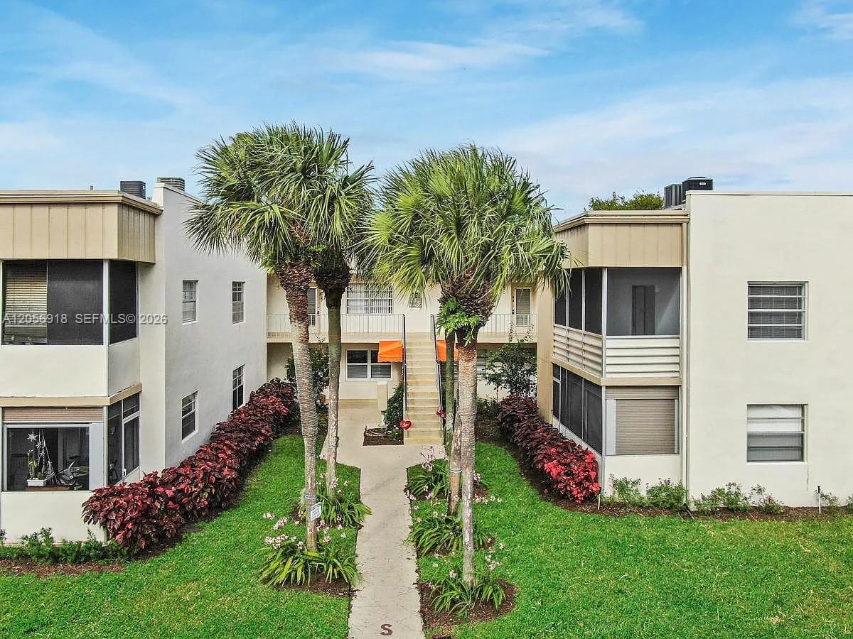899 Normandy # 899, Delray Beach, FL 33484
