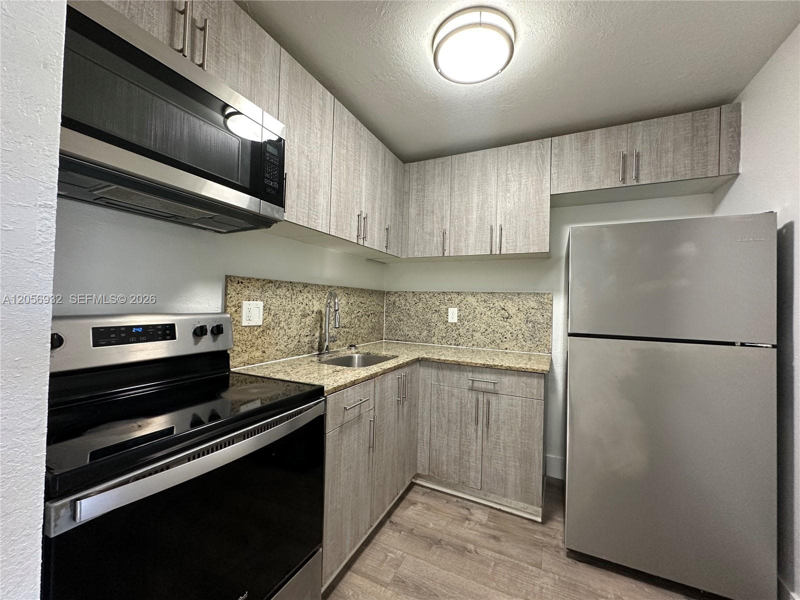 2843 Fillmore St # 106, Hollywood, FL 33020 photo 2