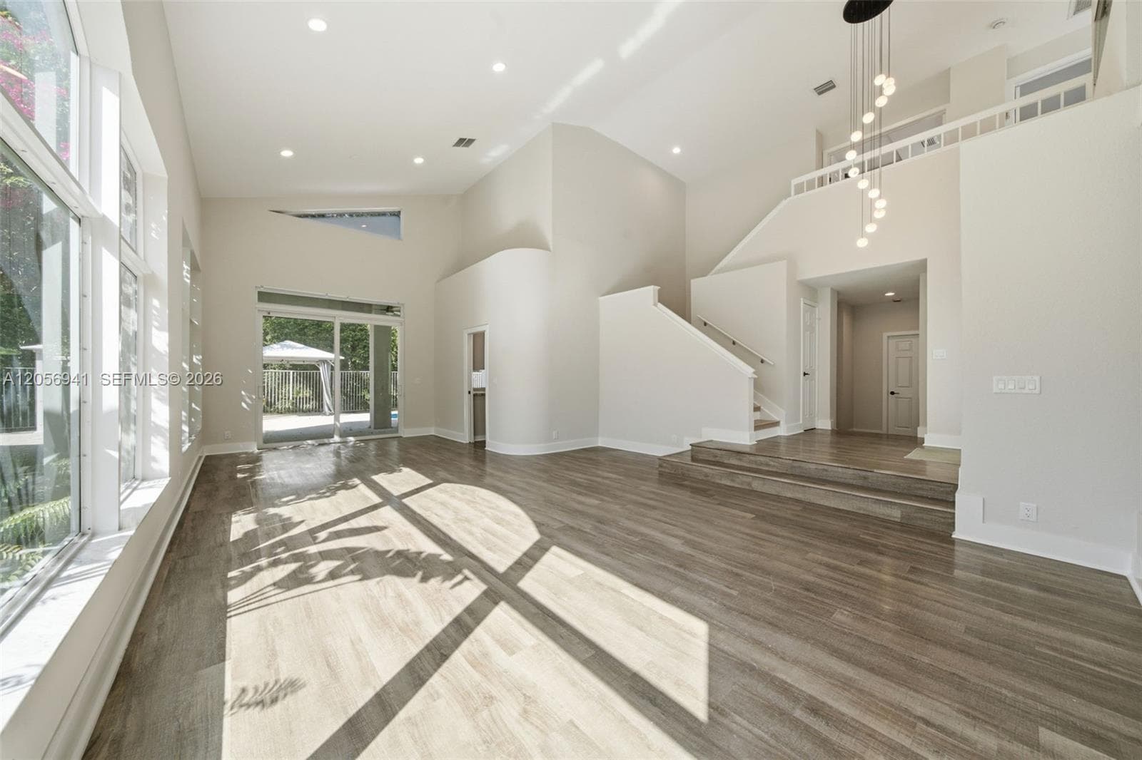 11070 Minneapolis Dr, Cooper City, FL 33026 photo 2