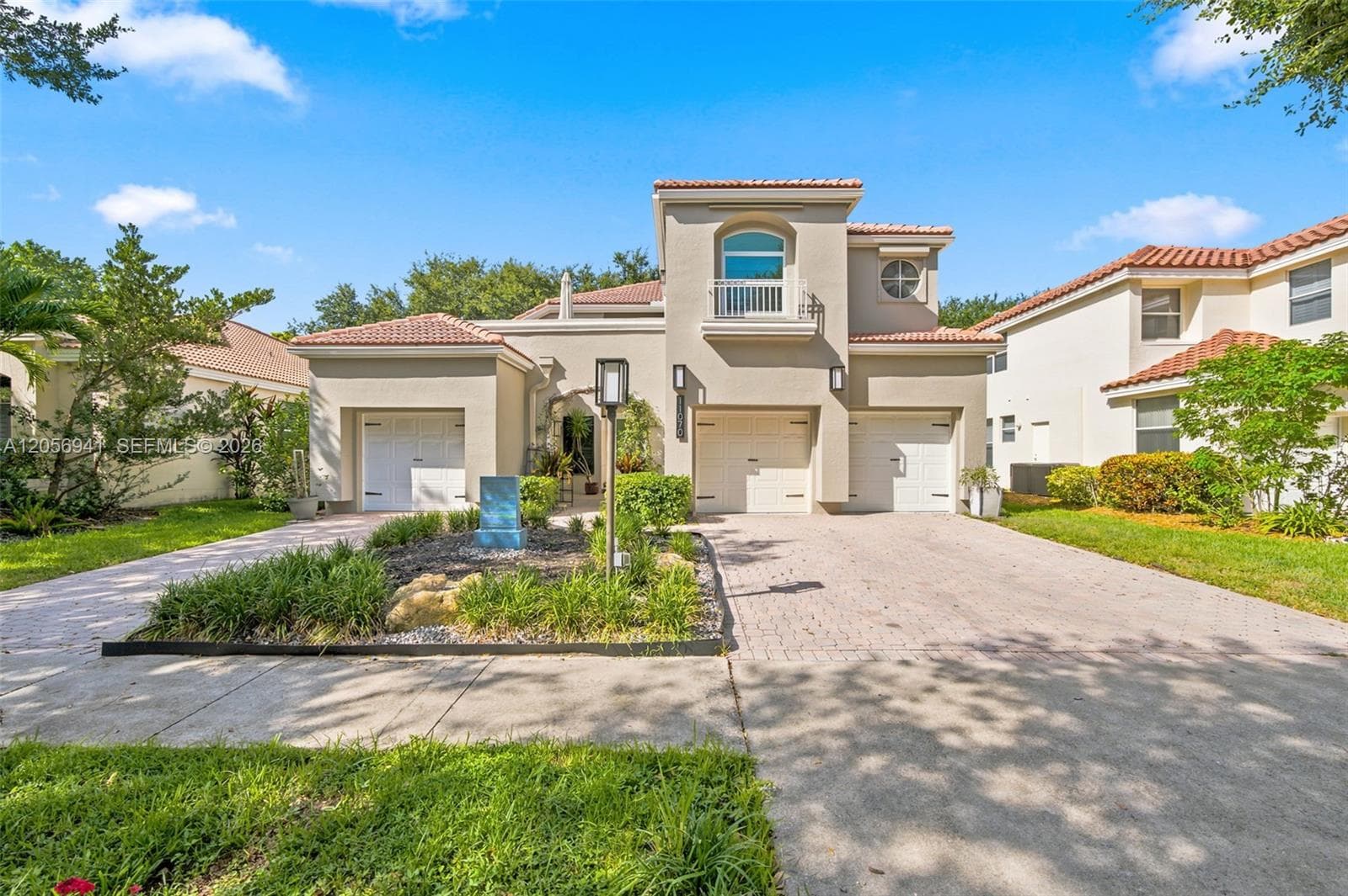 11070 Minneapolis Dr, Cooper City, FL 33026