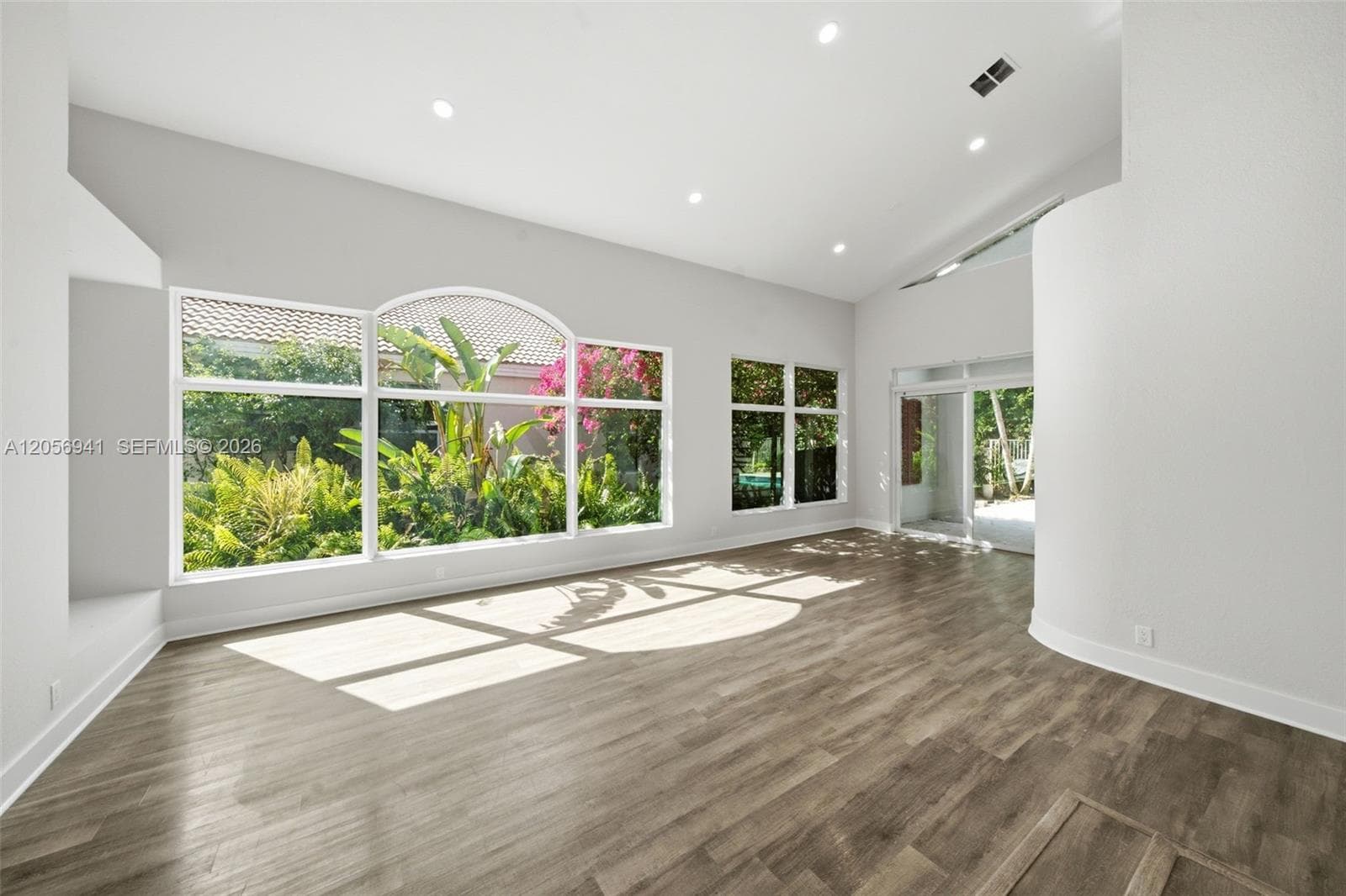 11070 Minneapolis Dr, Cooper City, FL 33026 photo 4