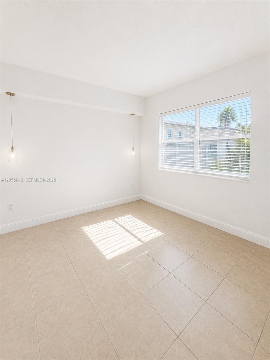 2249 Johnson St, Hollywood, FL 33020 photo 4