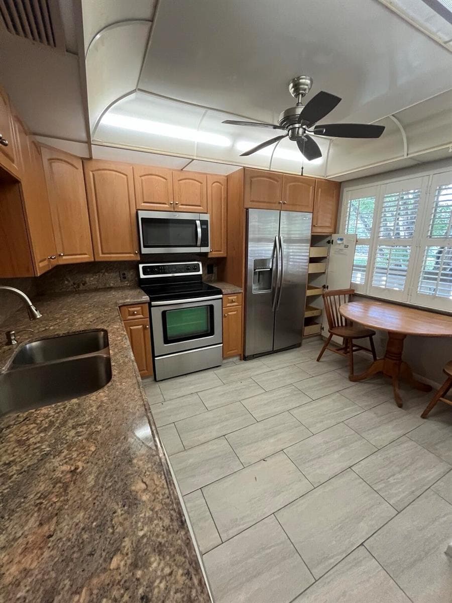 4701 Martinique Drive # L2, Coconut Creek, FL 33066 photo 4