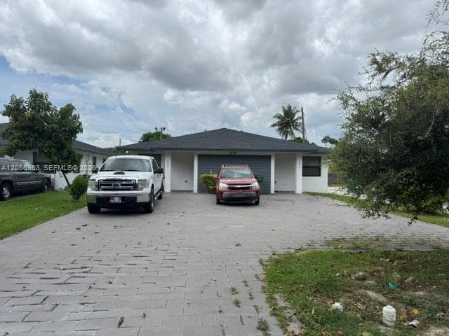 634 NW 12th St, Florida City, FL 33034 photo 2