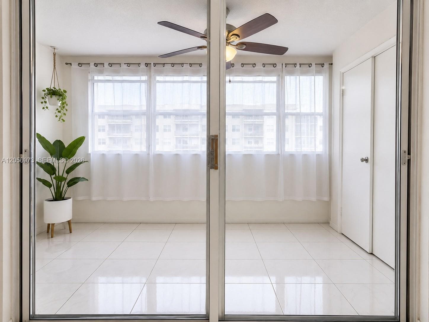 301 NE 14th Ave # 507, Hallandale Beach, FL 33009 photo 4