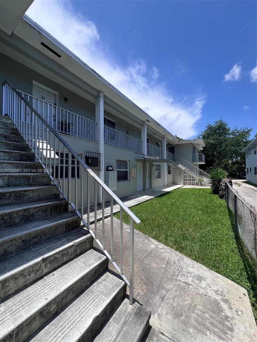 121 NE 80 TER # 8, Miami, FL 33138