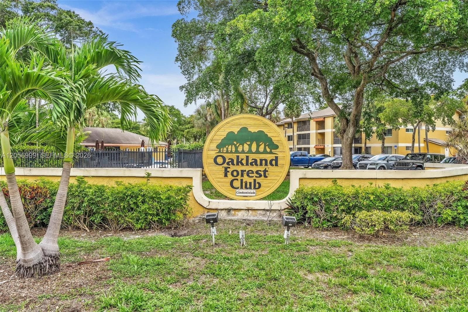 3021 N Oakland Forest Dr # 208, Oakland Park, FL 33309
