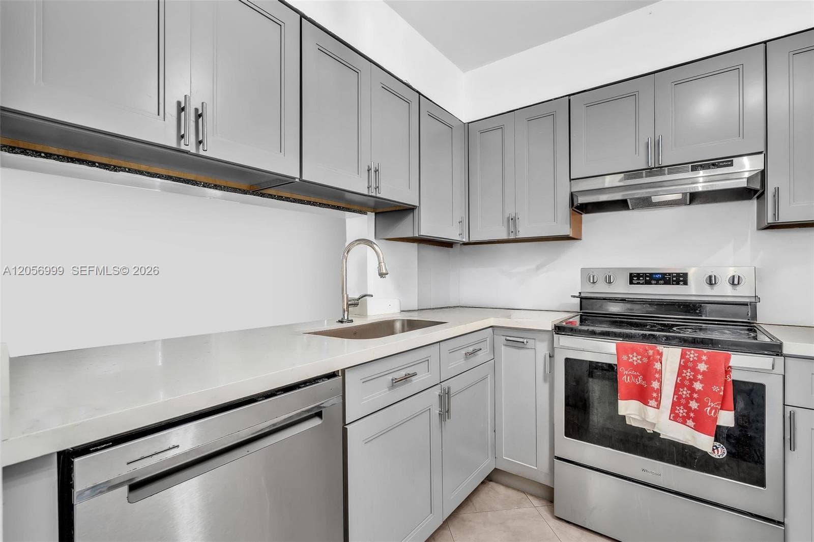 3021 N Oakland Forest Dr # 208, Oakland Park, FL 33309 photo 4