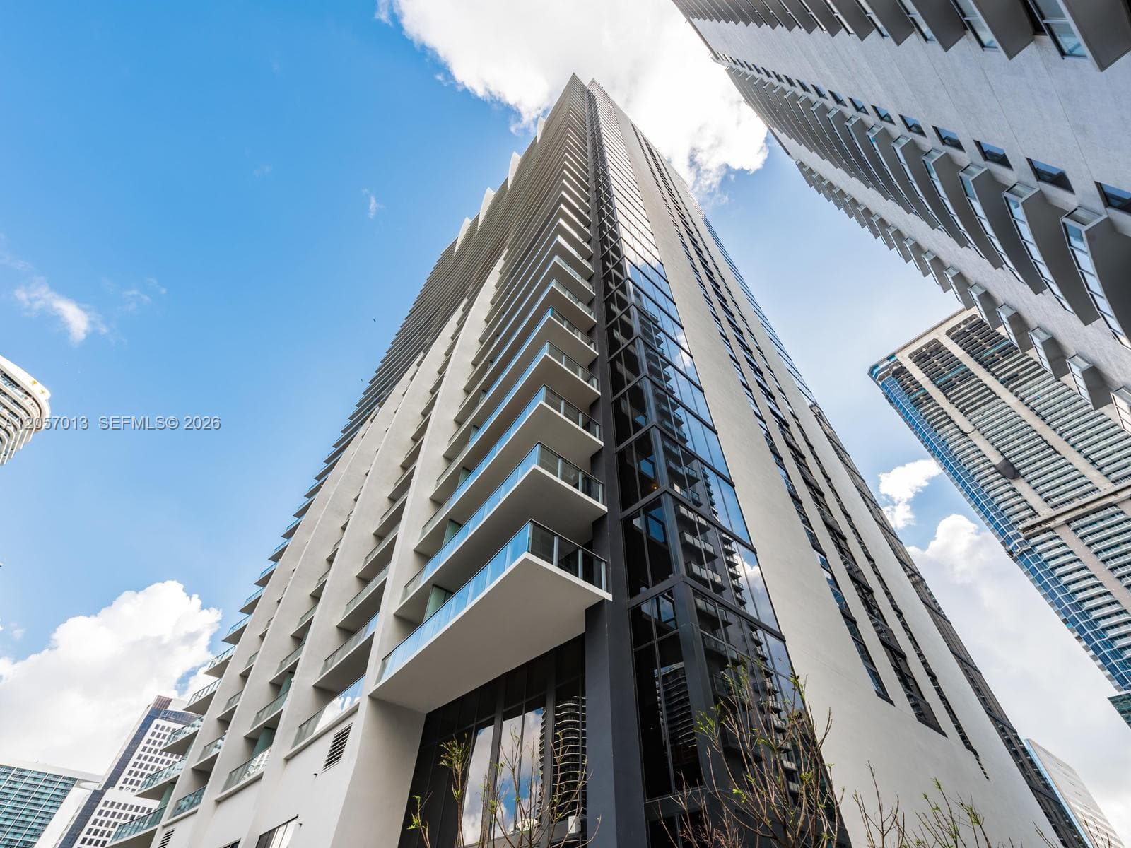 1010 Brickell Ave # 3701, Miami, FL 33131