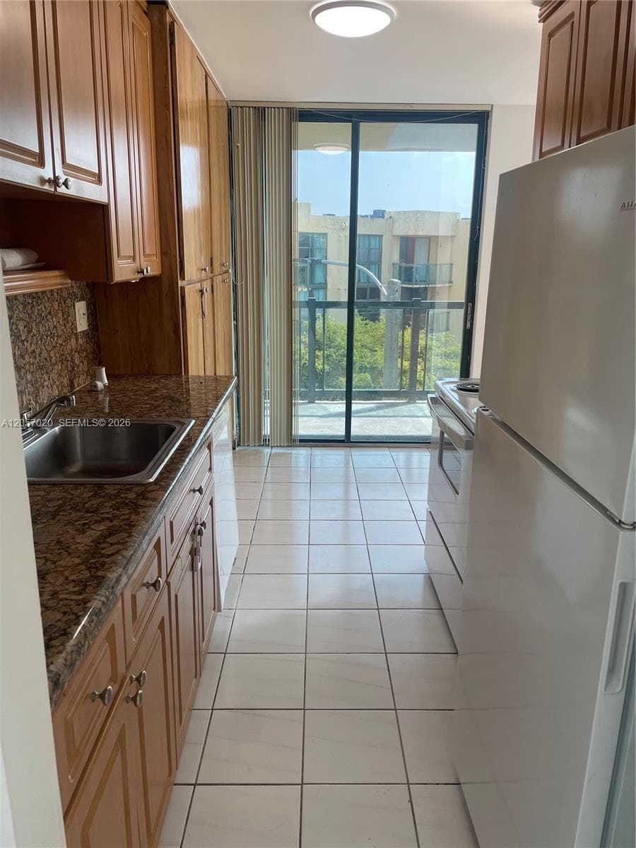 11780 SW 18th St # 510-2, Miami, FL 33175 photo 4