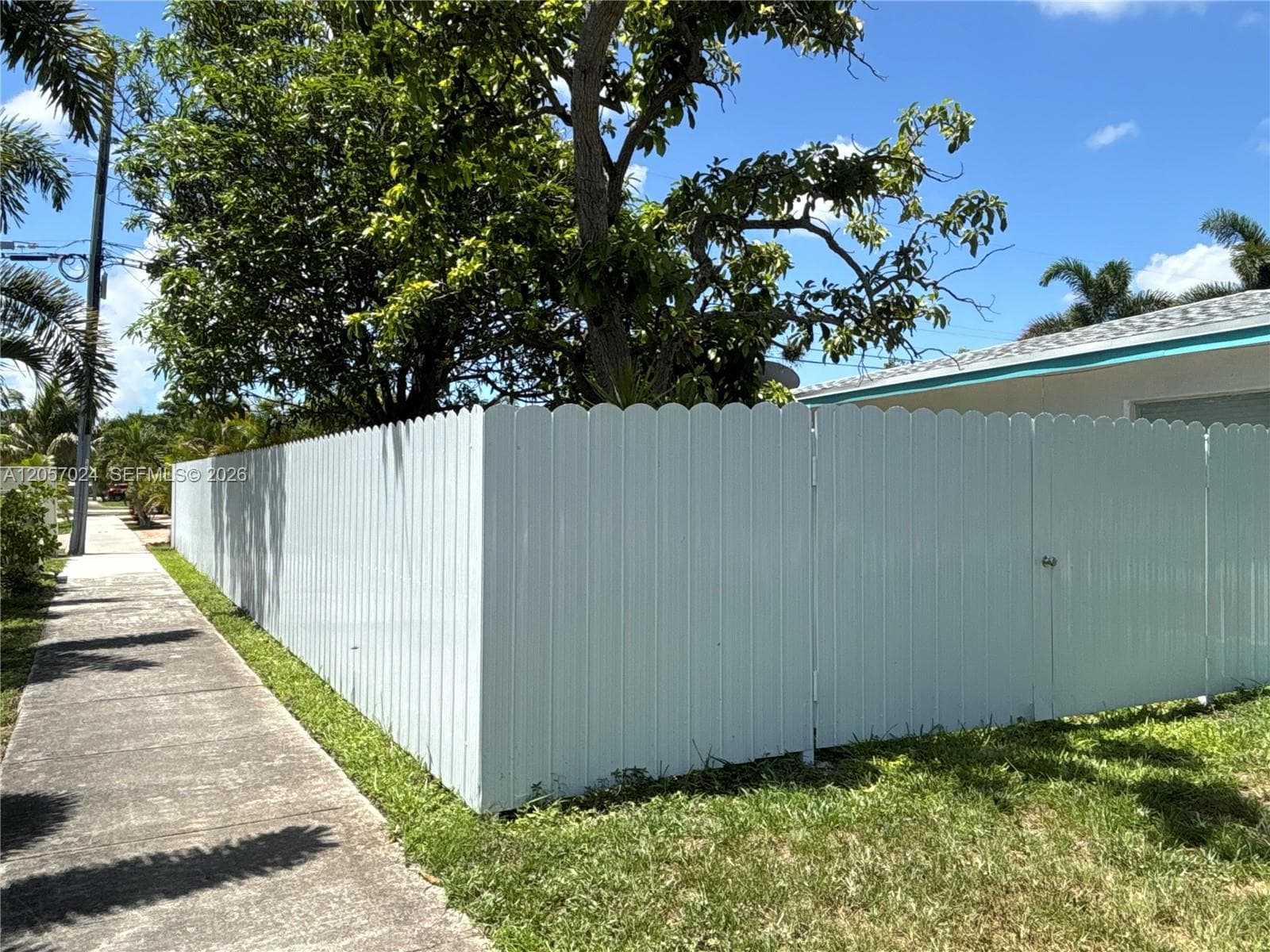 3410 SW 17th St, Fort Lauderdale, FL 33312 photo 4