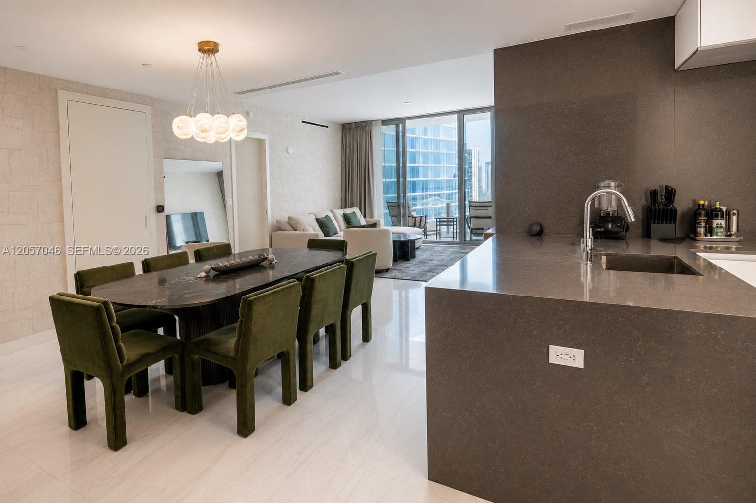 300 Biscayne Boulevard Way # 3109W, Miami, FL 33131 photo 2
