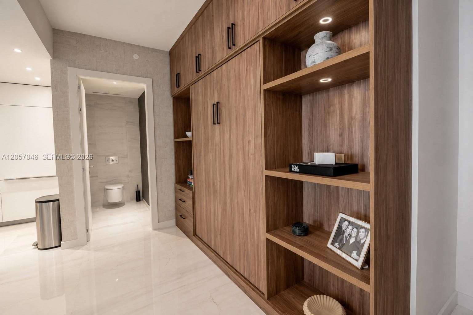 300 Biscayne Boulevard Way # 3109W, Miami, FL 33131 photo 4