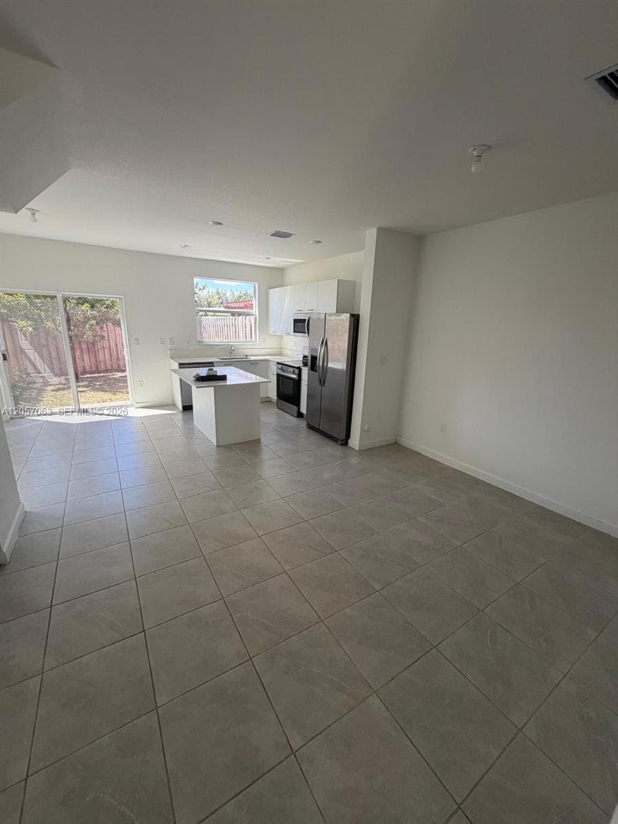 12359 NW 23RD CT # 12359, Miami, FL 33167 photo 2
