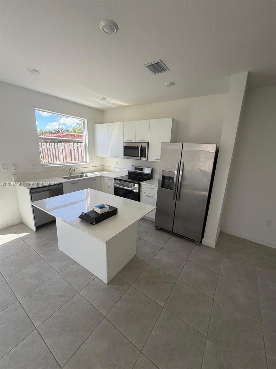 12359 NW 23RD CT # 12359, Miami, FL 33167 photo 4