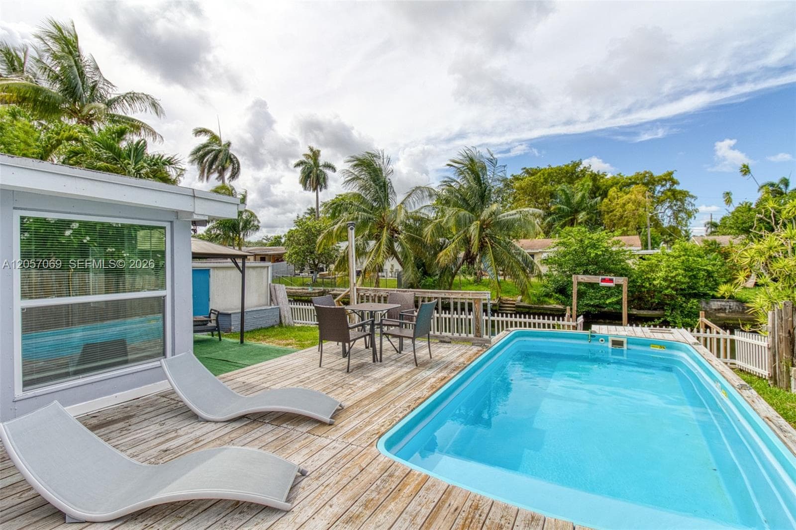 3039 Grant St, Hollywood, FL 33021 photo 2