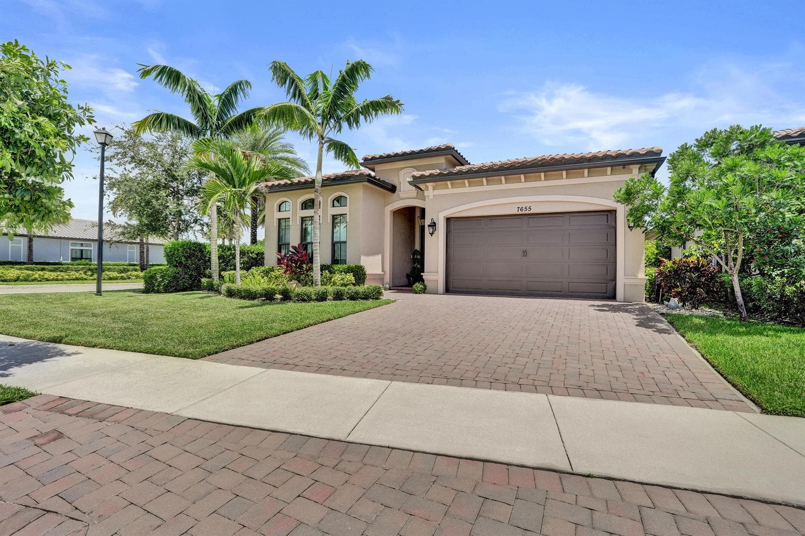 7655 SEACOAST Drive, Parkland, FL 33067 photo 3