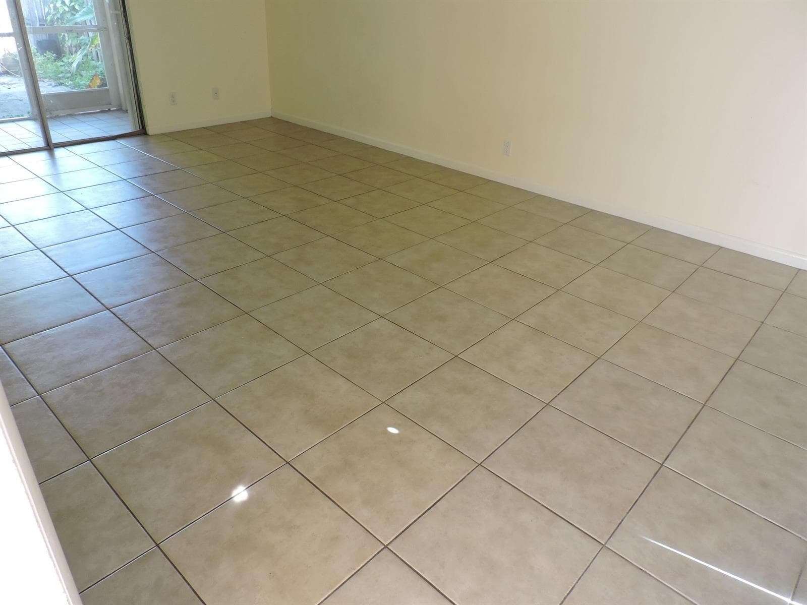 8599 Crater Terrace, West Palm Beach, FL 33403 photo 2