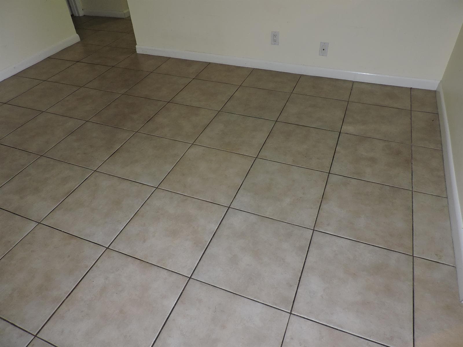 8599 Crater Terrace, West Palm Beach, FL 33403 photo 4