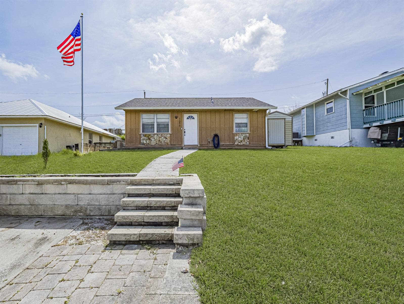 1656 3RD Avenue SW, Vero Beach, FL 32962 photo 2