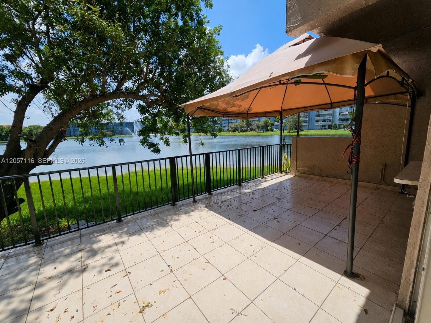 9135 Fontainebleau Blvd # 7, Miami, FL 33172 photo 3