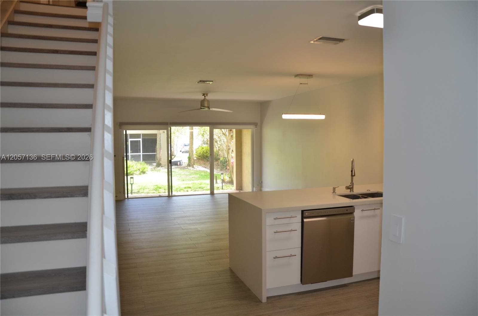 351 SW 121st Ave, Pembroke Pines, FL 33025 photo 4
