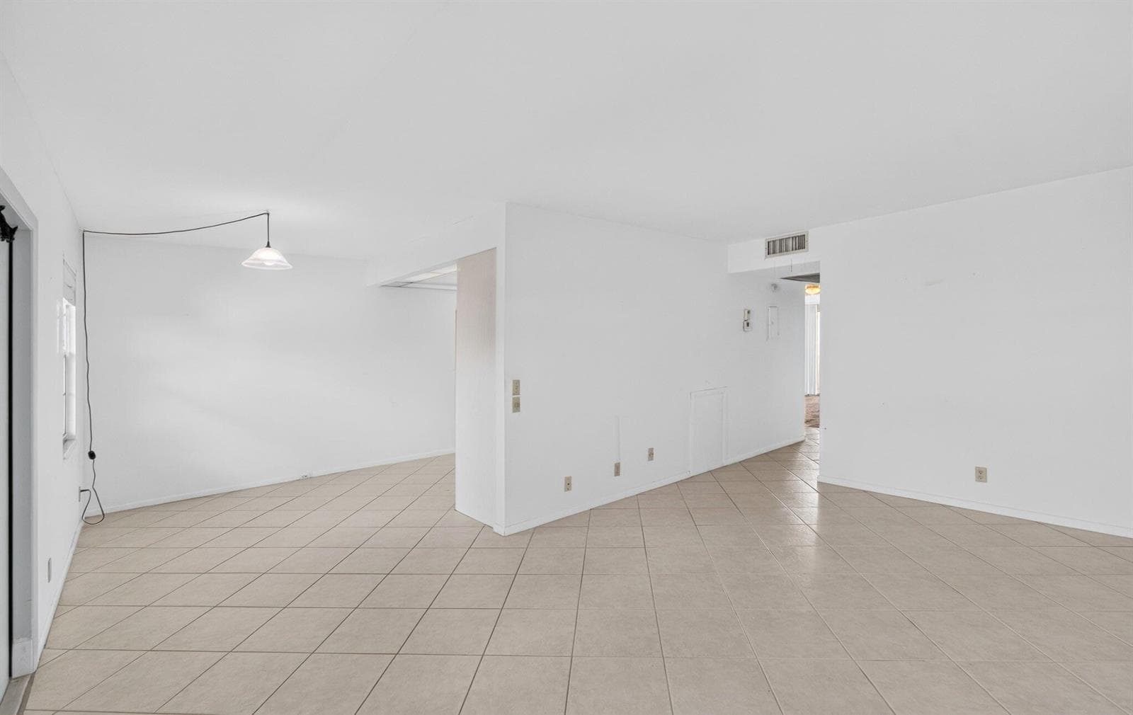 4039 HYTHE C, Boca Raton, FL 33434 photo 2
