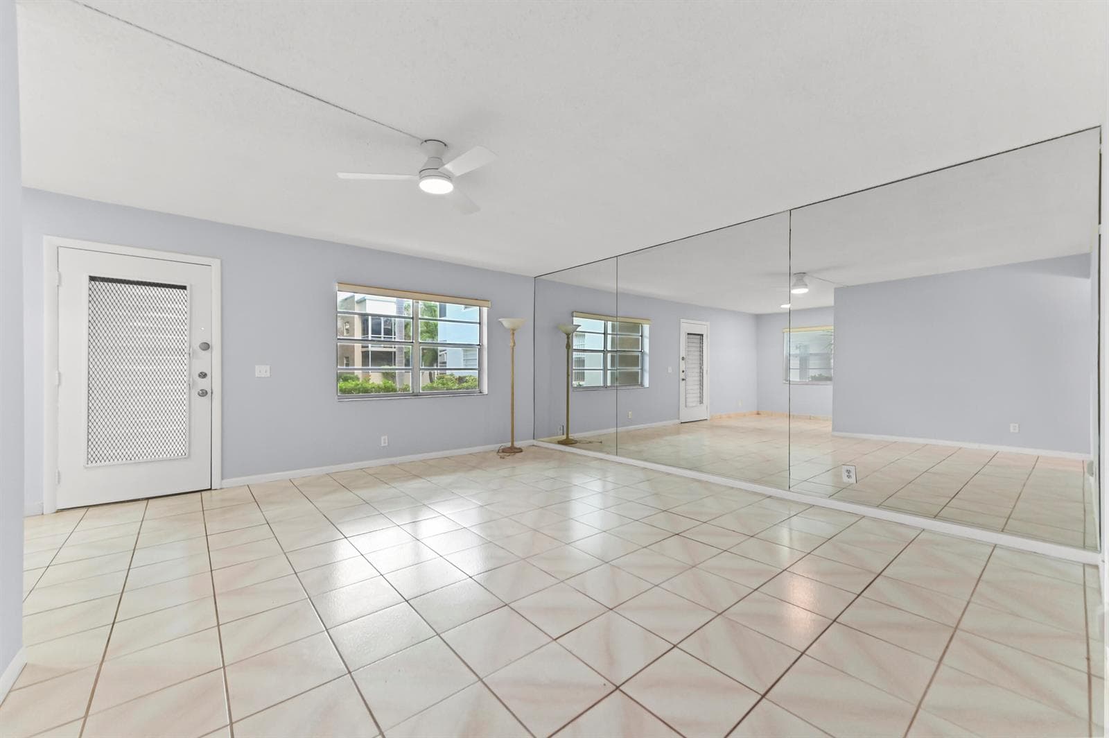 548 Capri L, Delray Beach, FL 33484 photo 5