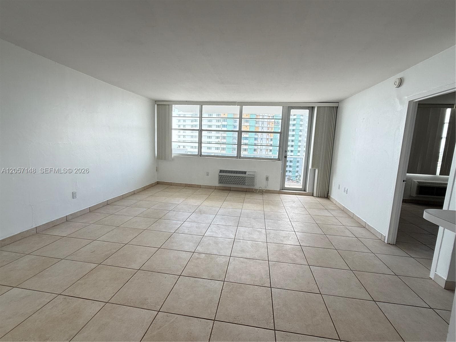 5313 Collins Ave # 1008, Miami Beach, FL 33140 photo 2