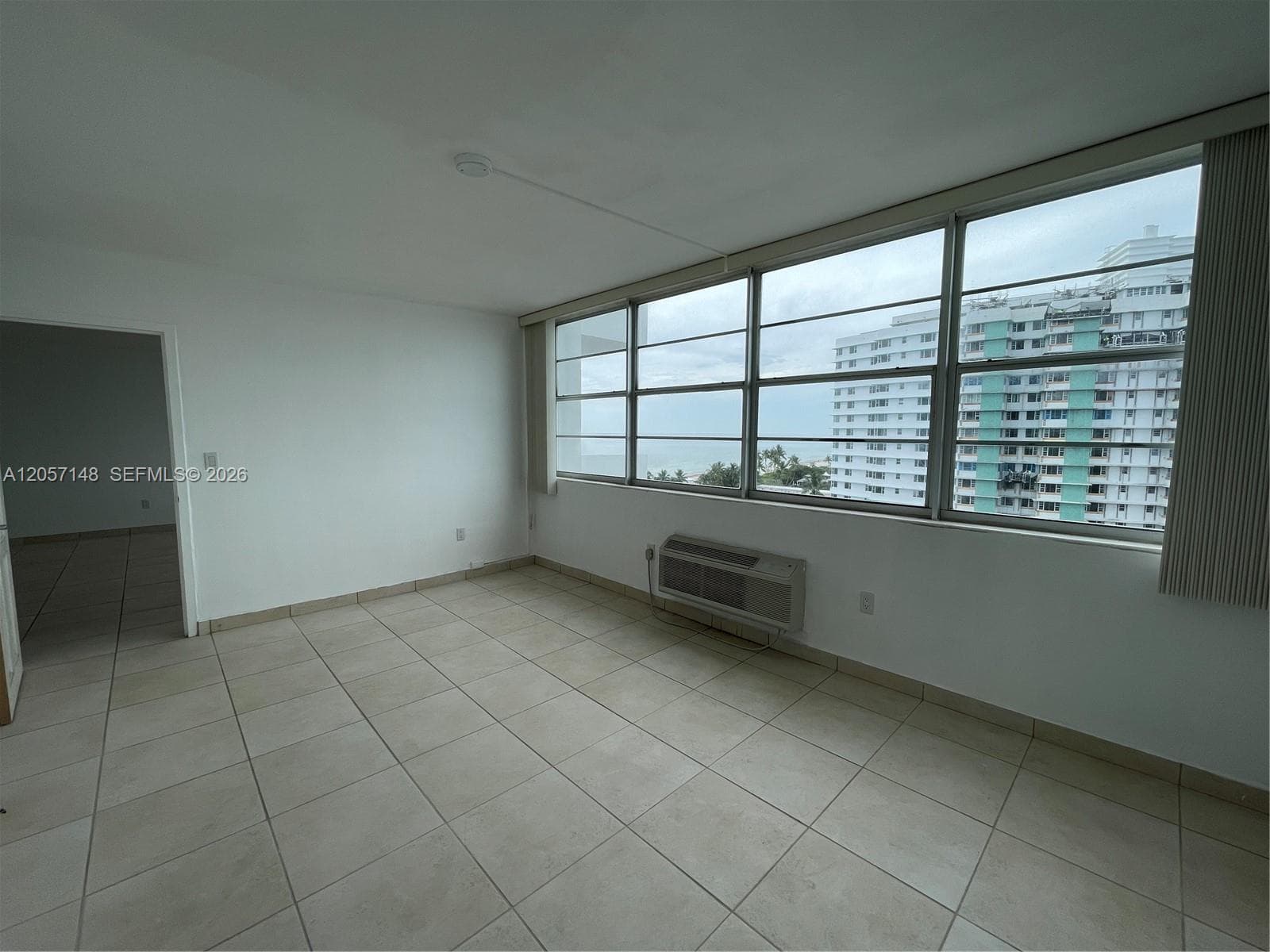 5313 Collins Ave # 1008, Miami Beach, FL 33140 photo 3